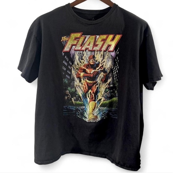 DC Comics Other - VTG Design The Flash Graphic T-Shirt Size XL